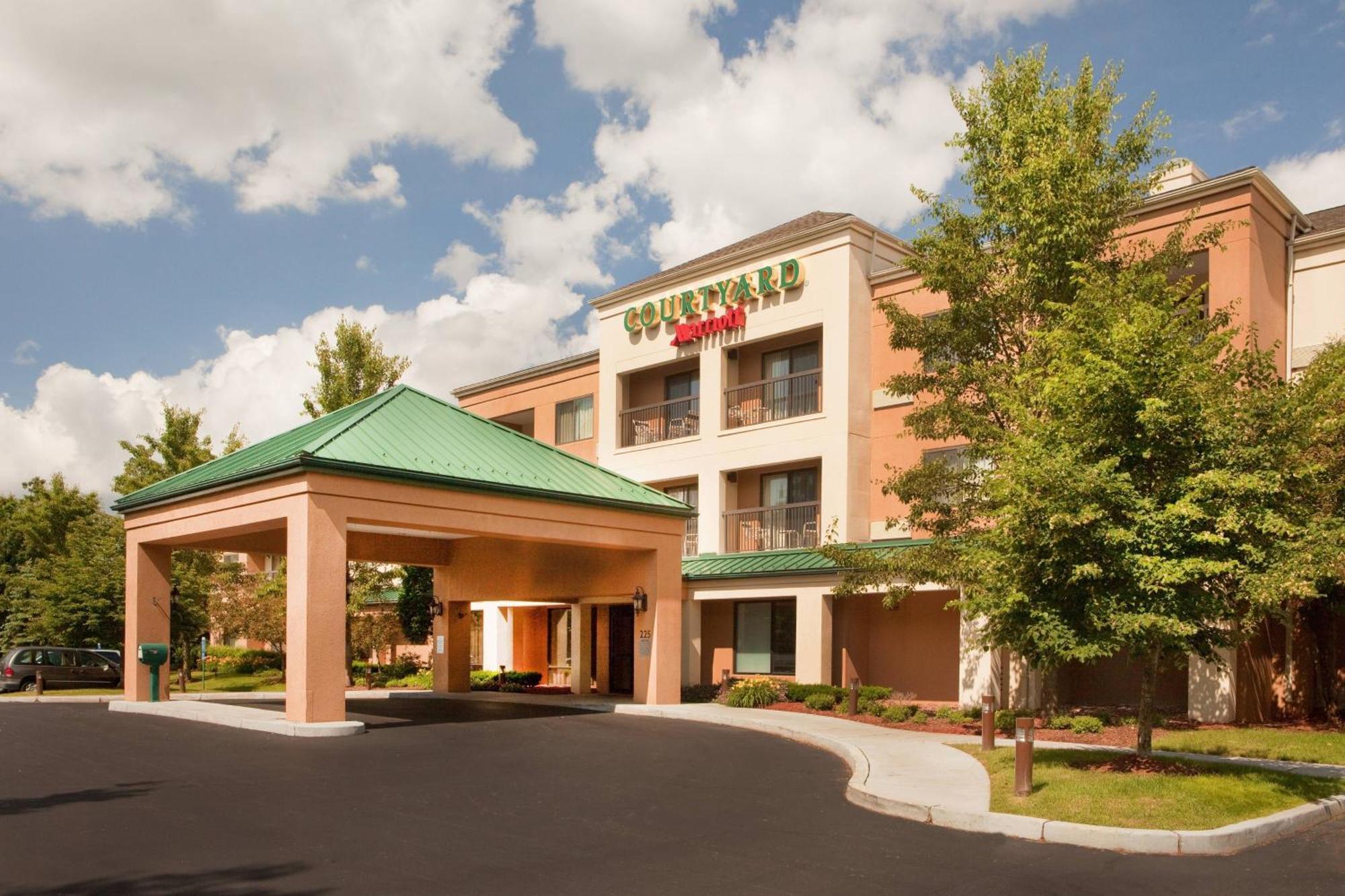 Courtyard Hartford مانشستر المظهر الخارجي الصورة