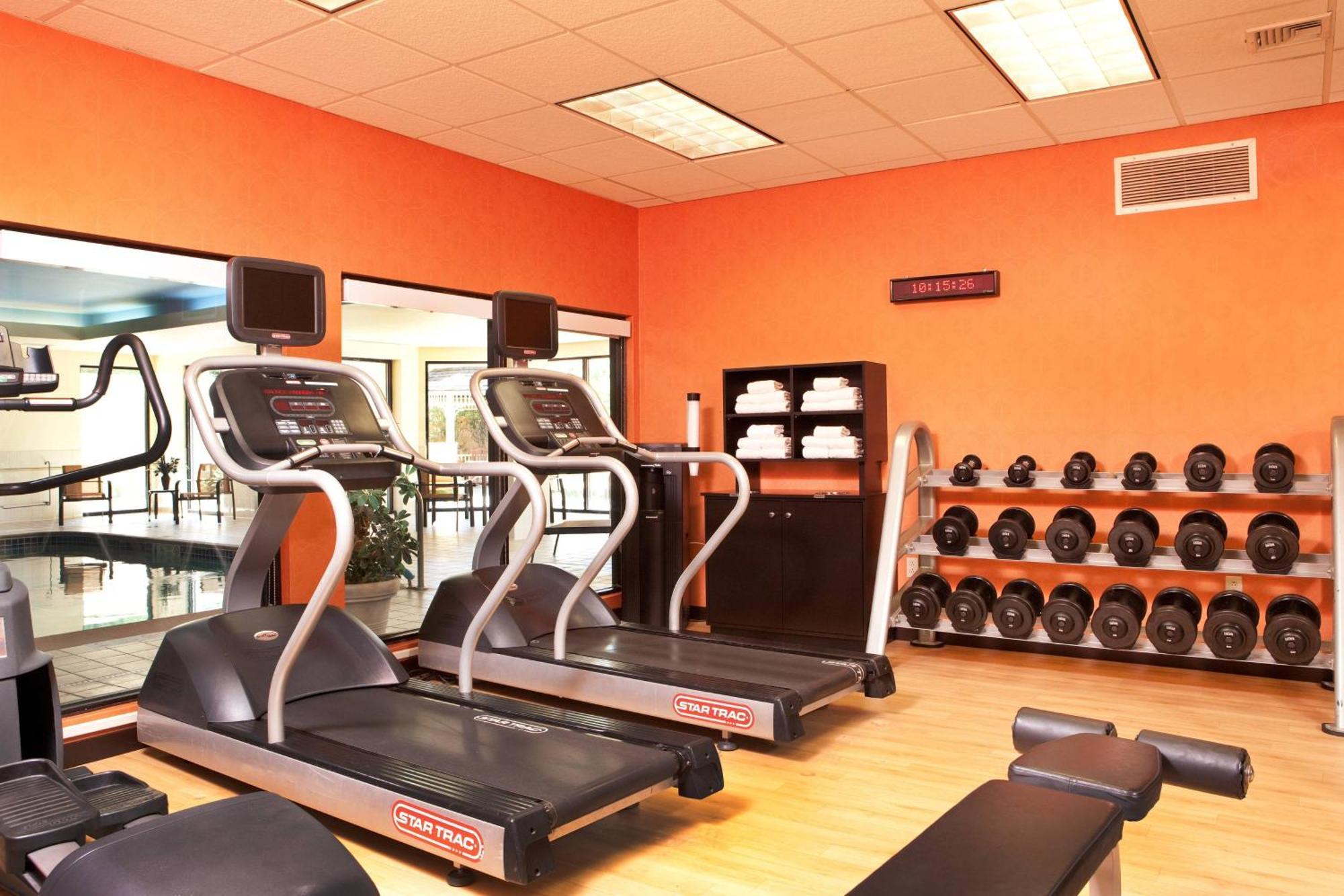 Courtyard Hartford مانشستر المظهر الخارجي الصورة