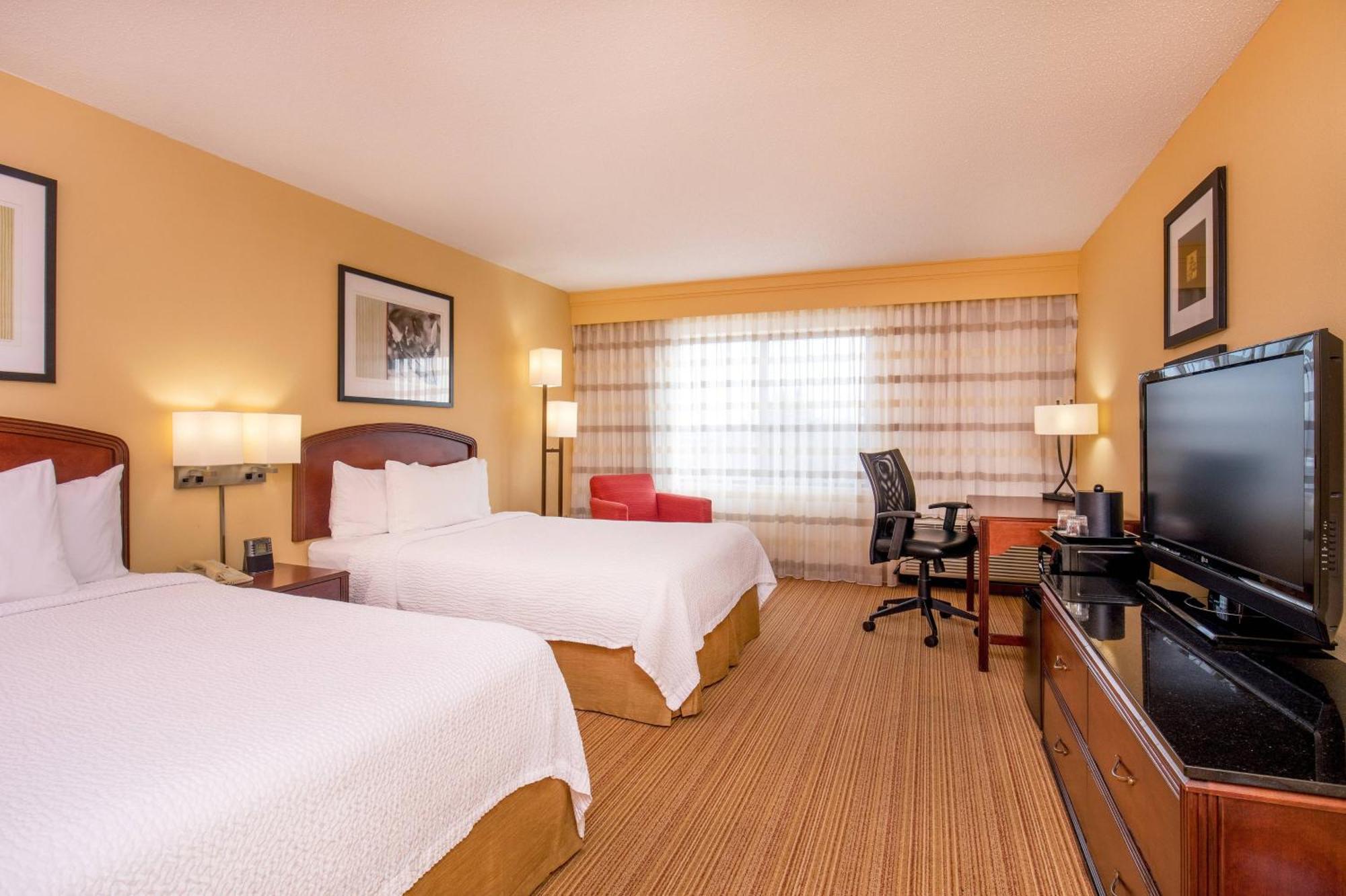 Courtyard Hartford مانشستر المظهر الخارجي الصورة