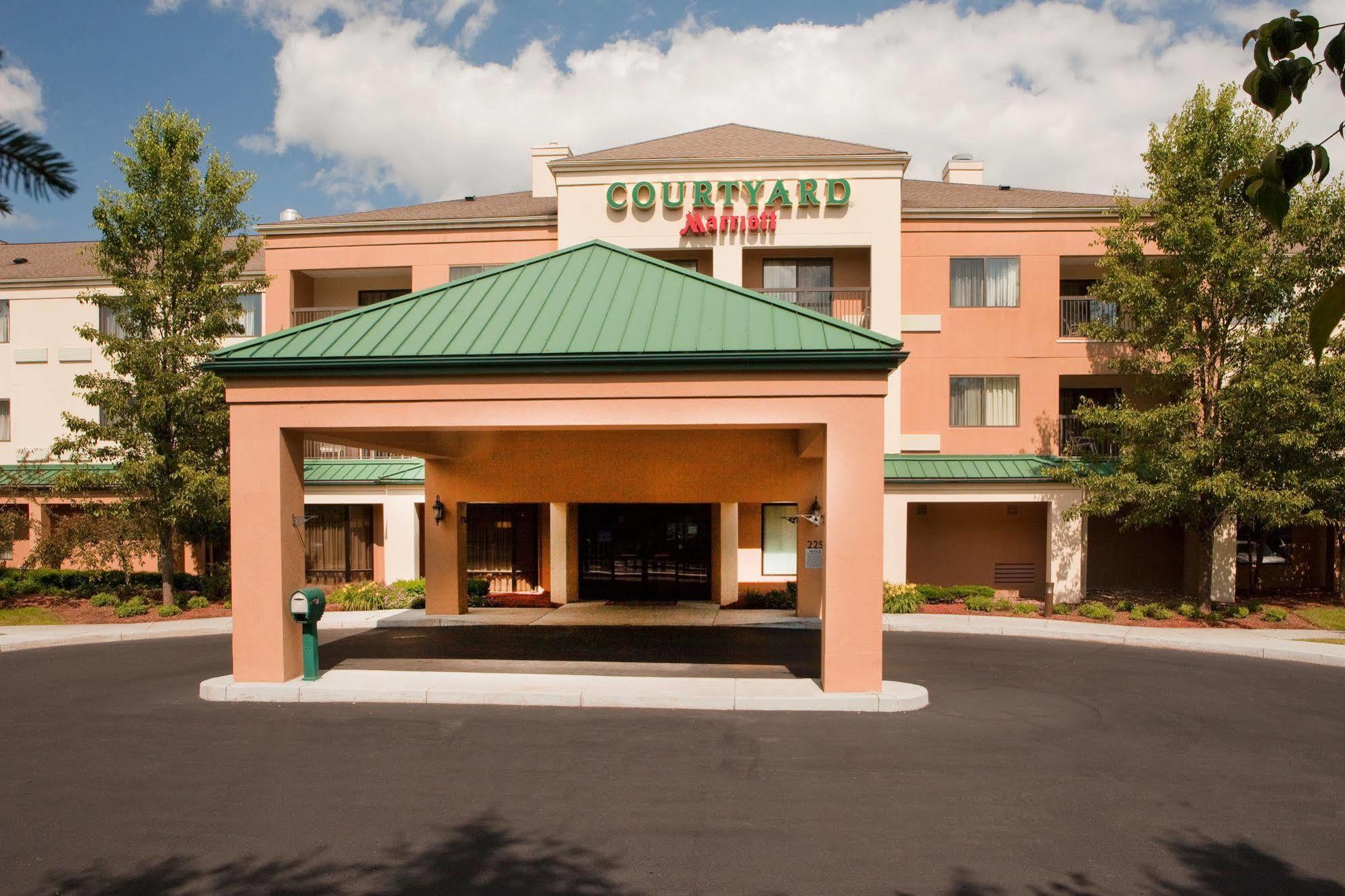 Courtyard Hartford مانشستر المظهر الخارجي الصورة